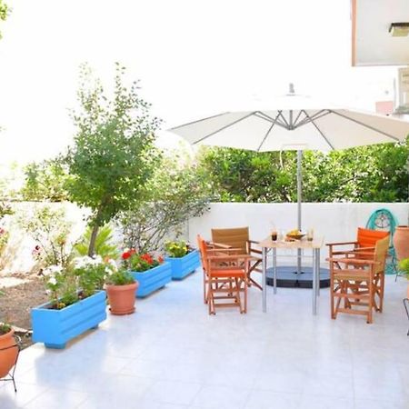 Marble Cool 2-Bedroom Down Town Yard House Kíssamos Exteriér fotografie
